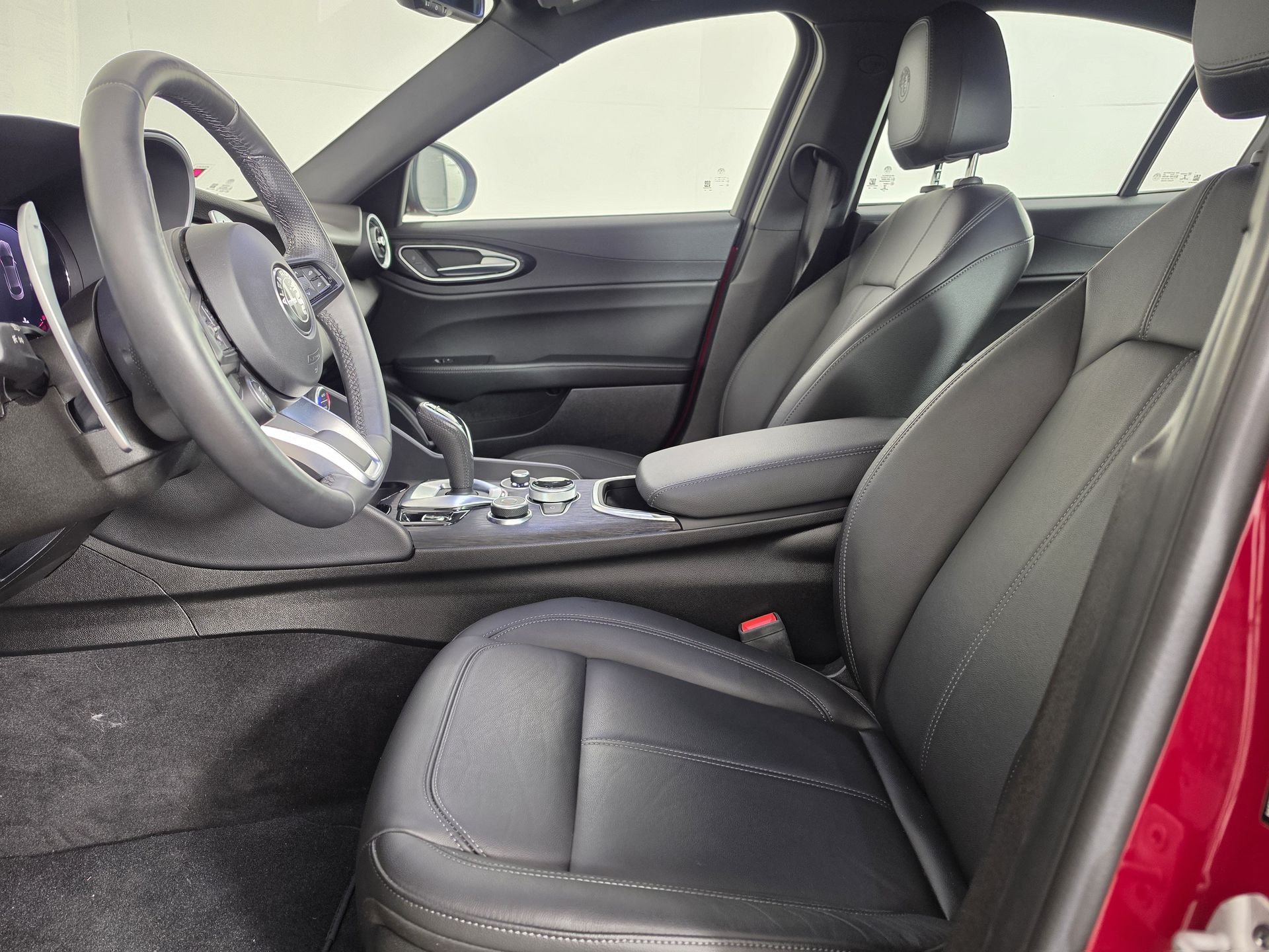 2024 Alfa Romeo Giulia Sprint - Photo 15