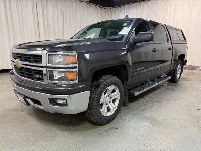 Used 2015 TUNGSTEN METALLIC Chevrolet LT image 14