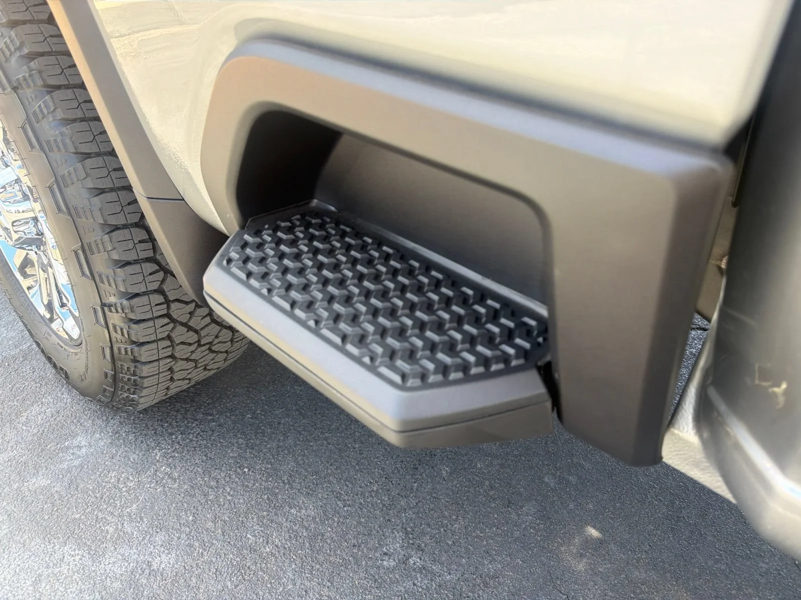 2026 Chevrolet Silverado 3500 HD LTZ - Photo 33
