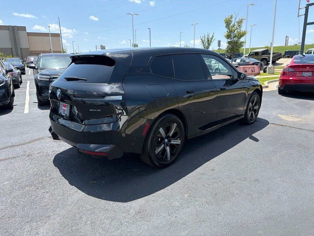 Used 2024 Black BMW xDrive50 image 7