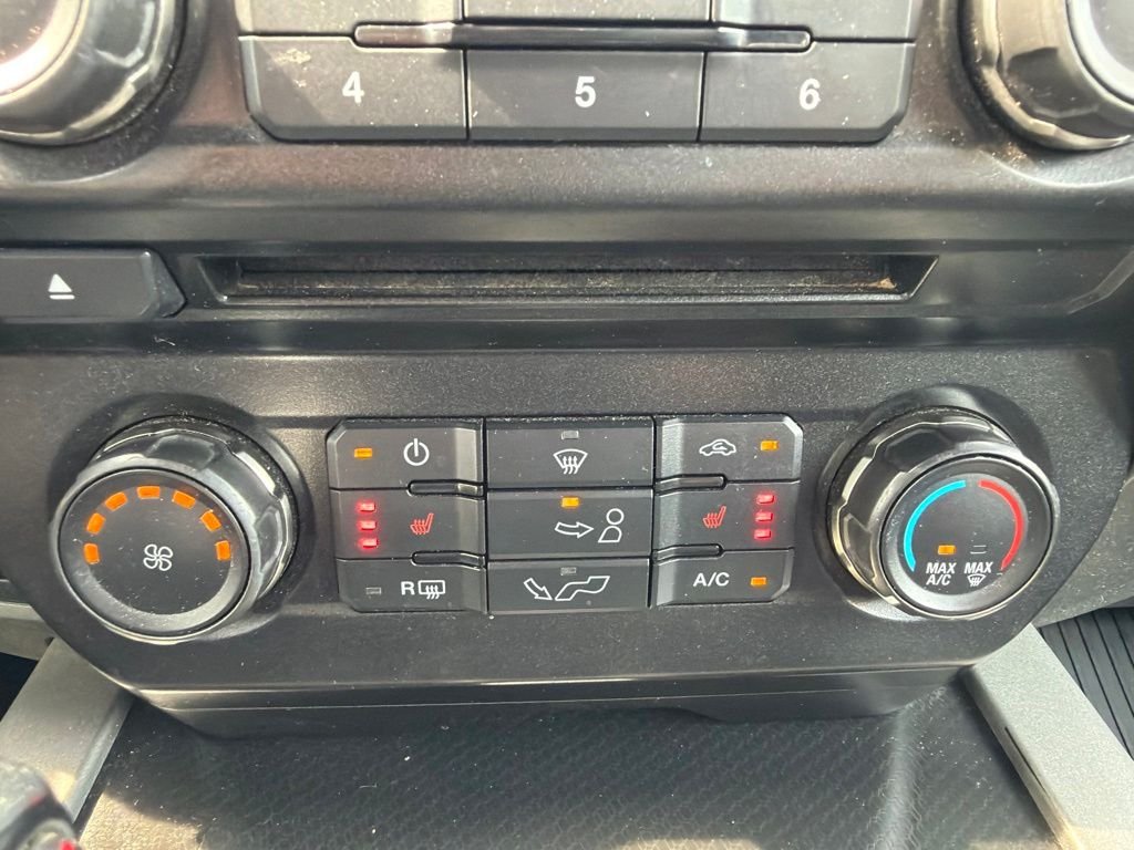 Used 2017 White Ford Raptor image 25