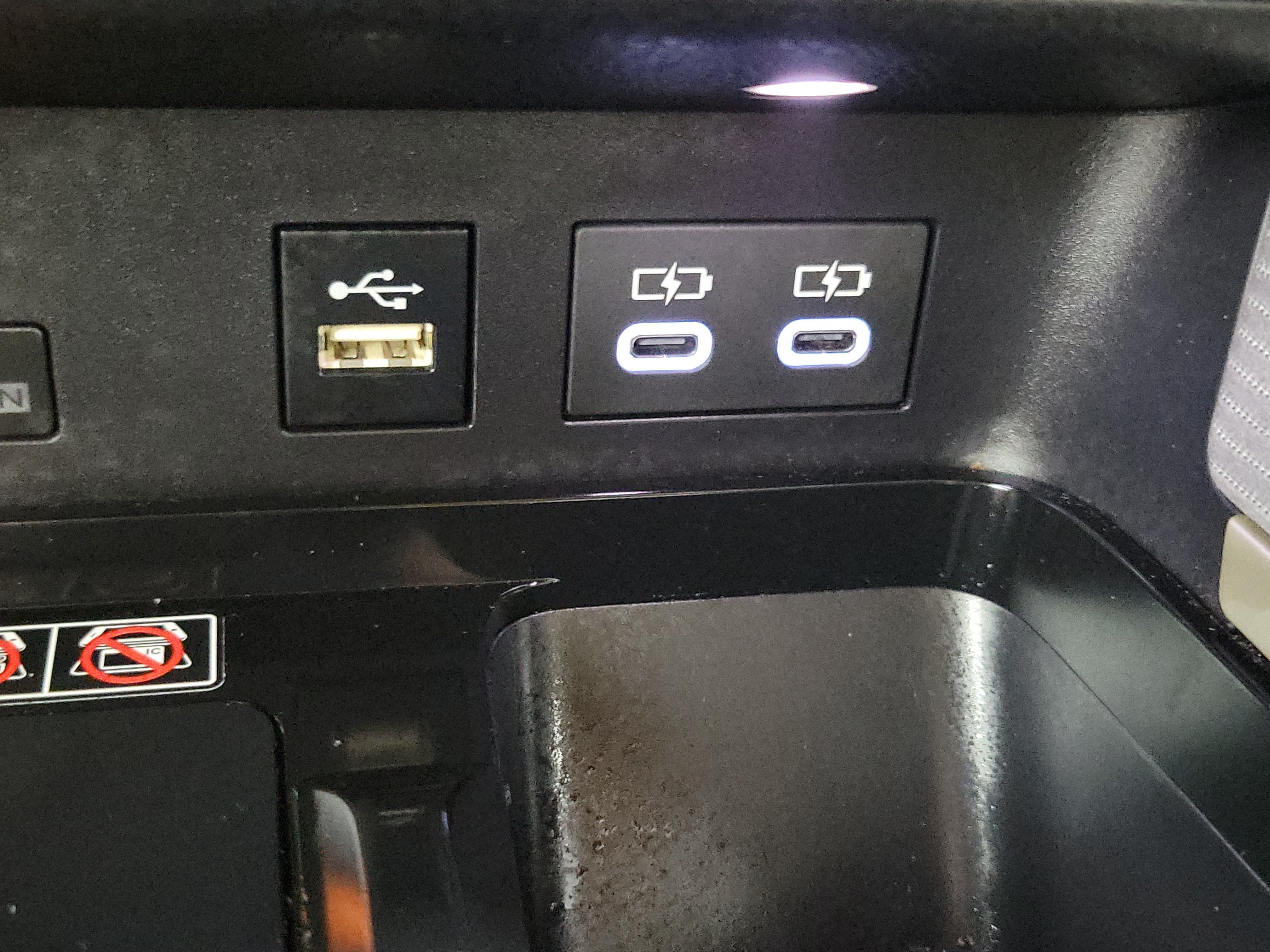 Certified Used 2025 Ocean Gem Toyota SE image 29