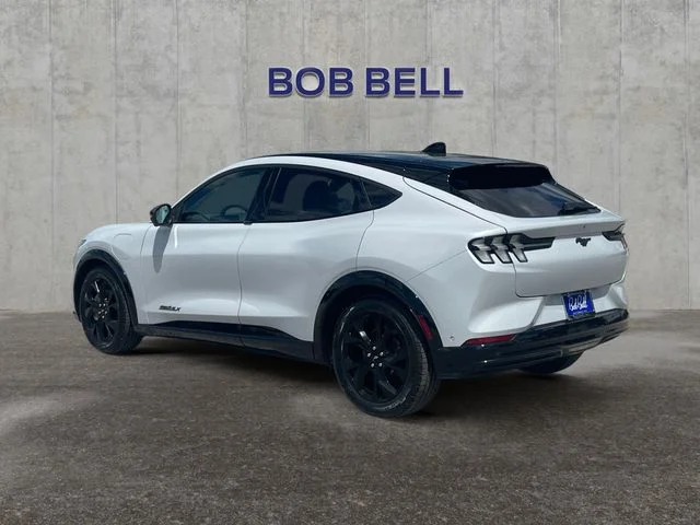 Used 2023 White Ford Premium image 3