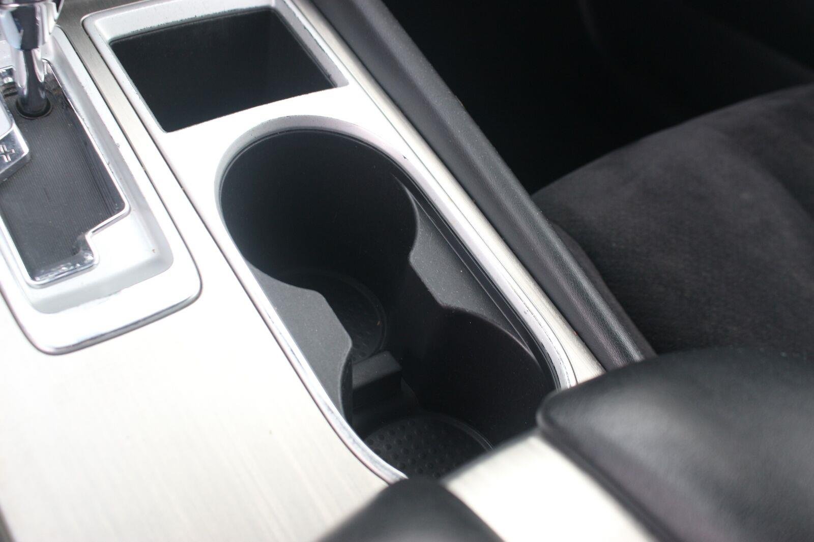 Used 2018 Silver Nissan SV image 21