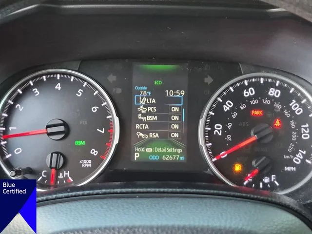 Used 2020 Black Toyota XLE image 20