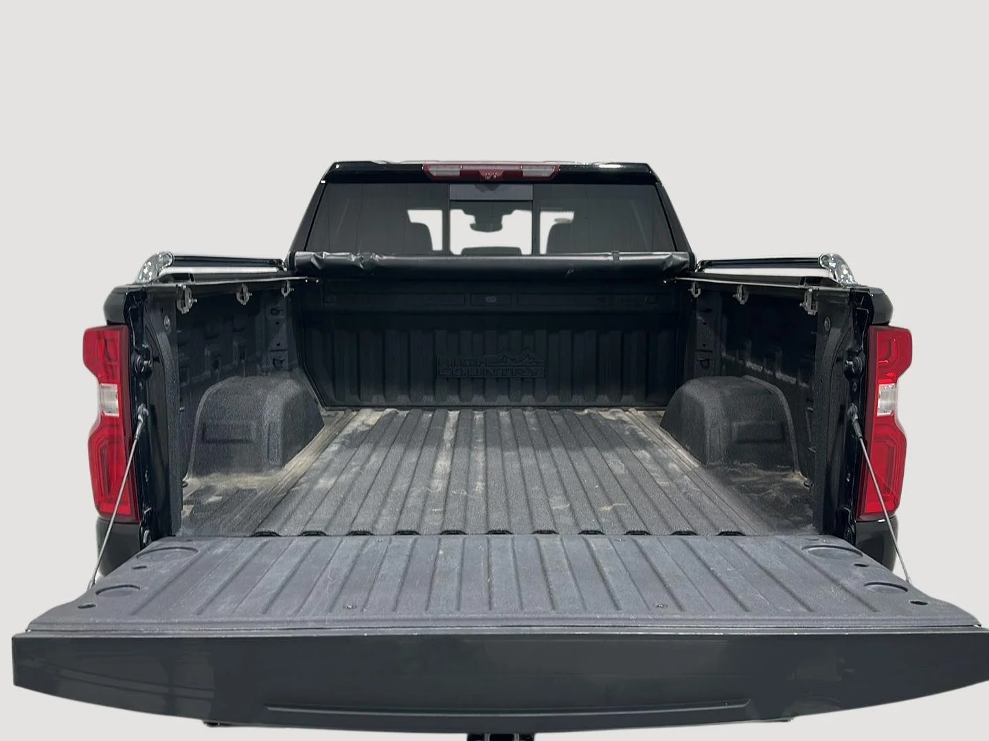 Used 2023 Black Chevrolet High Country image 27
