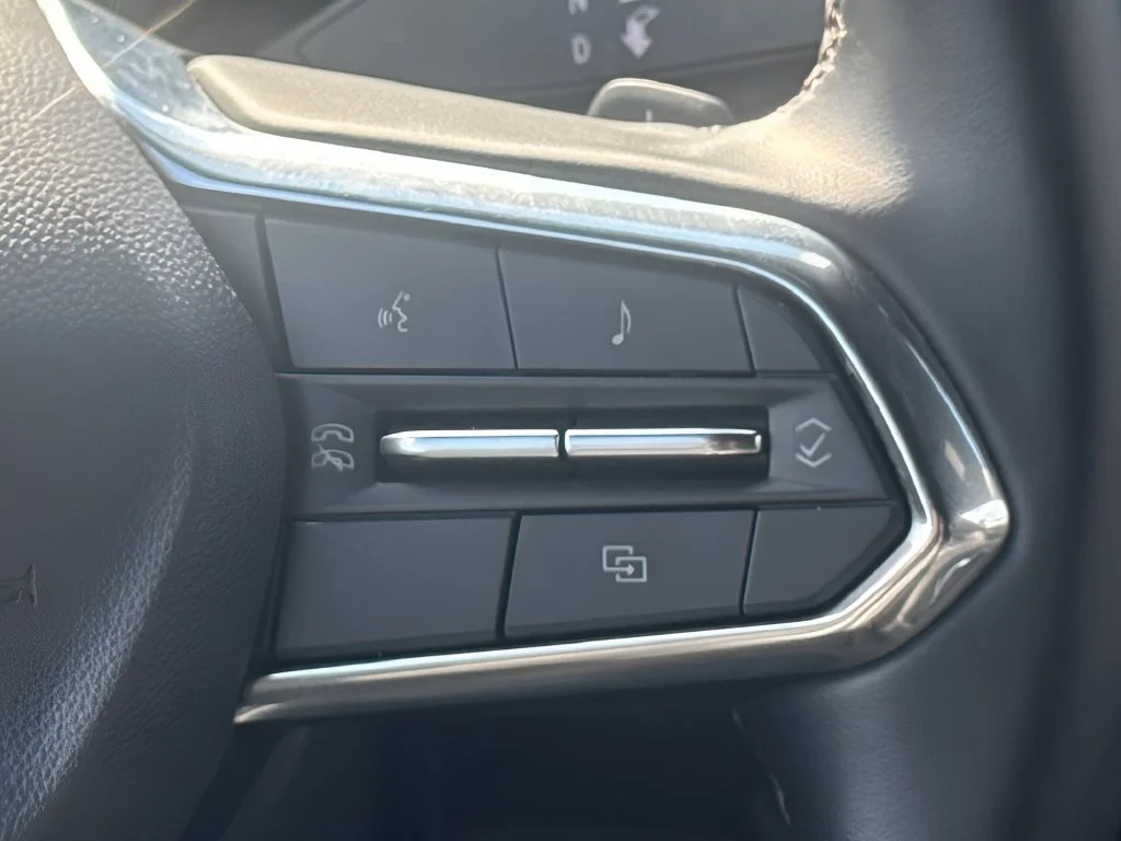 Used 2025 Black Chevrolet LT image 18
