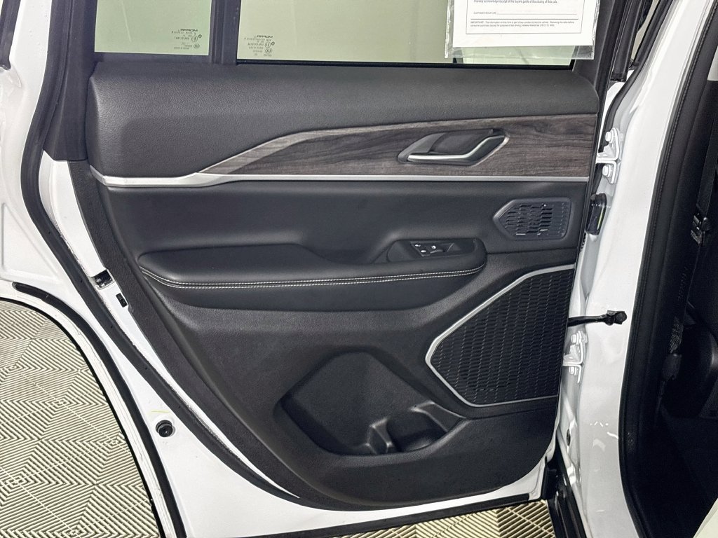 Certified Used 2023 White Jeep 4xe image 21