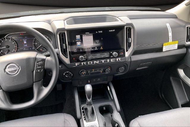 2026 Nissan Frontier SV - Photo 6