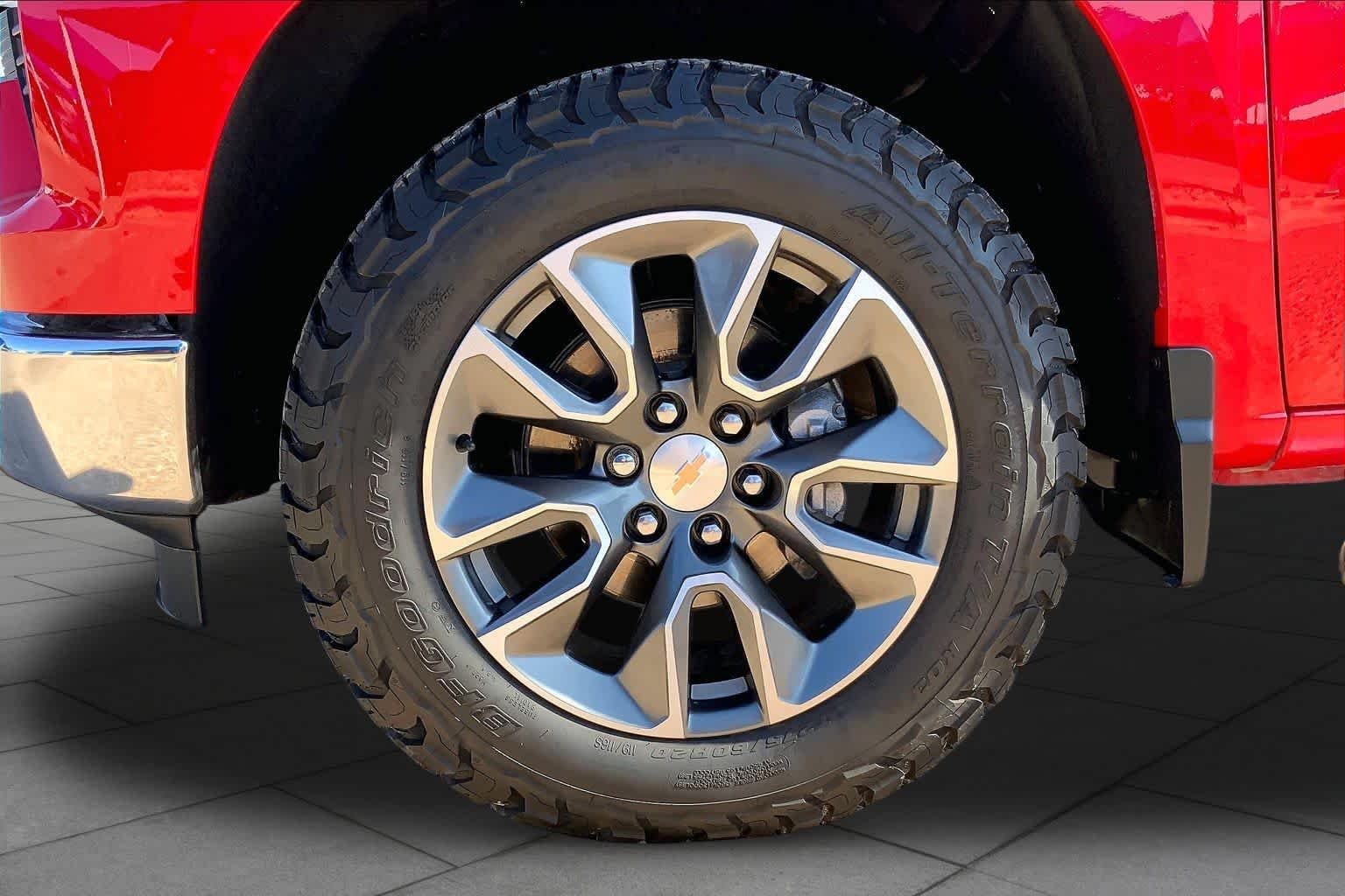 Used 2025 Red Hot Chevrolet LT image 11