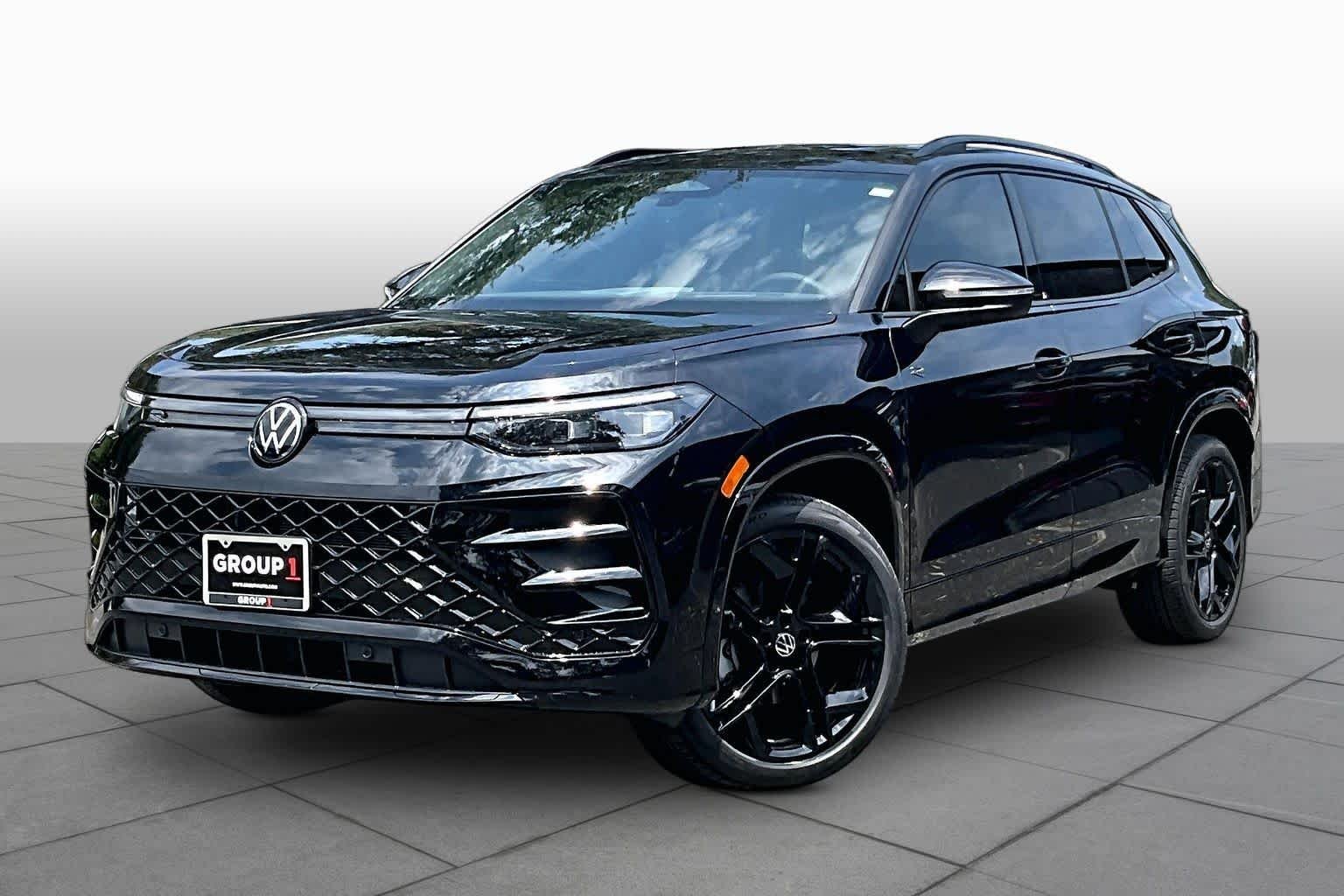New 2026 Volkswagen Tiguan 2.0T SE R-Line Black FWD Sport Utility
