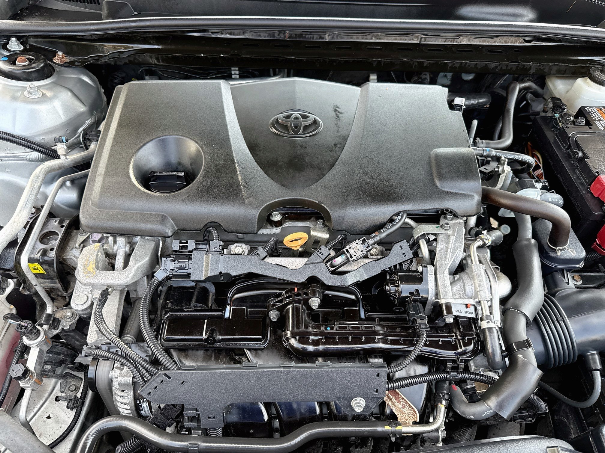 Used 2020 Celestial Silver Metallic Toyota SE image 27