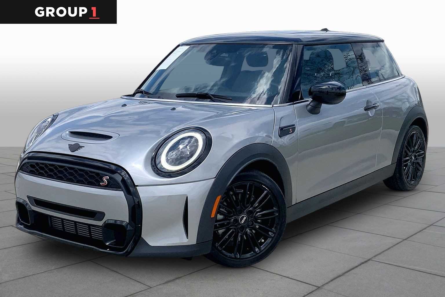 2023 MINI Cooper Cooper S 3 Door's photo