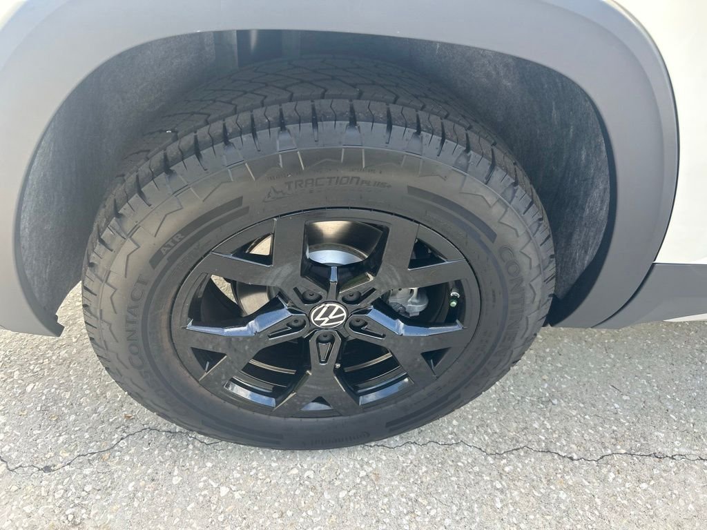 New 2026 White/off-white Volkswagen Peak Edition image 26