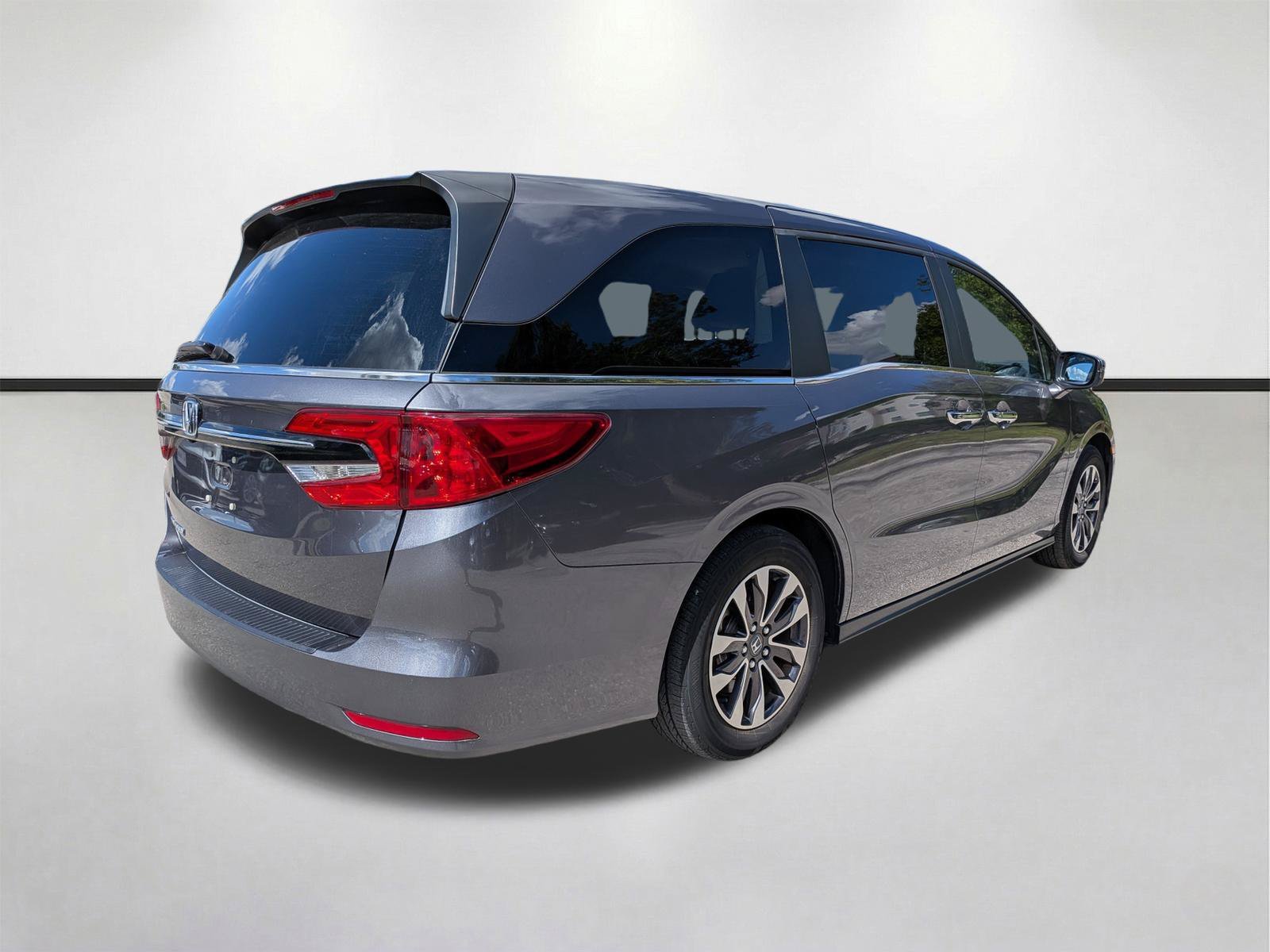 Used 2024  Honda EX-L image 5