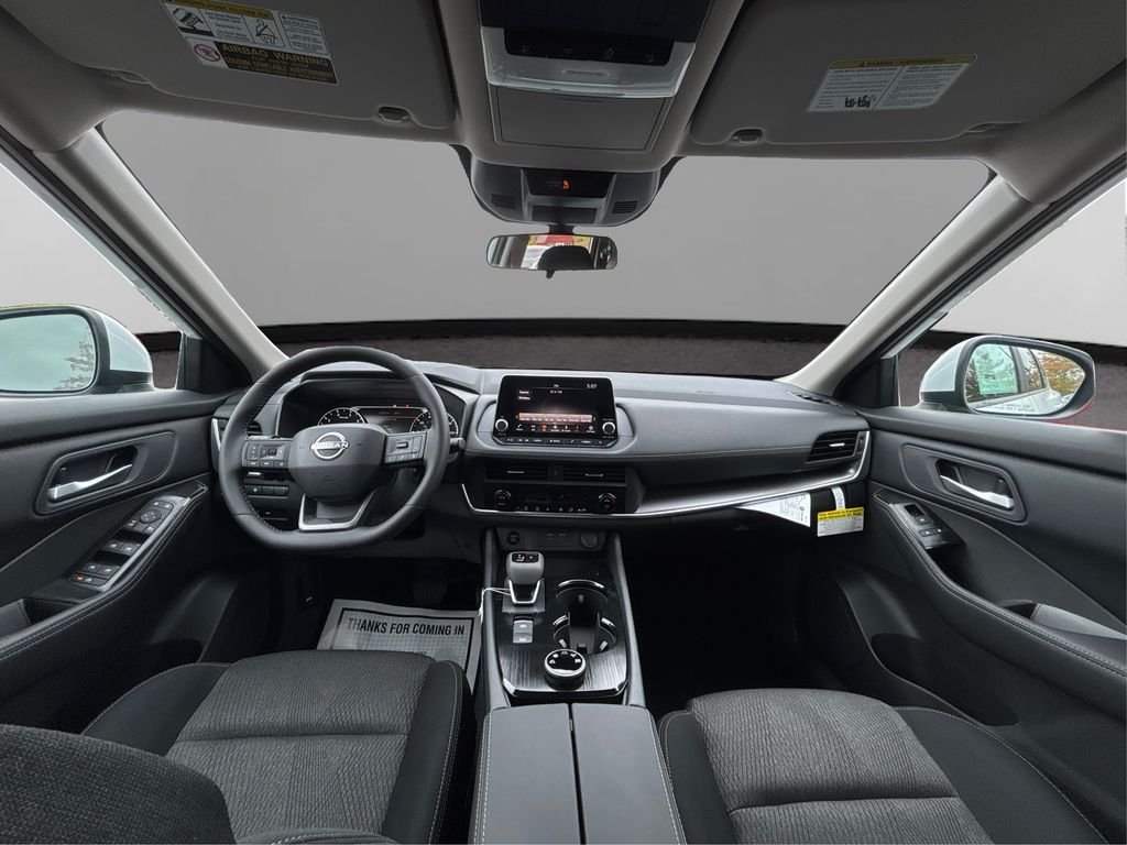 2026 Nissan Rogue SV - Photo 17