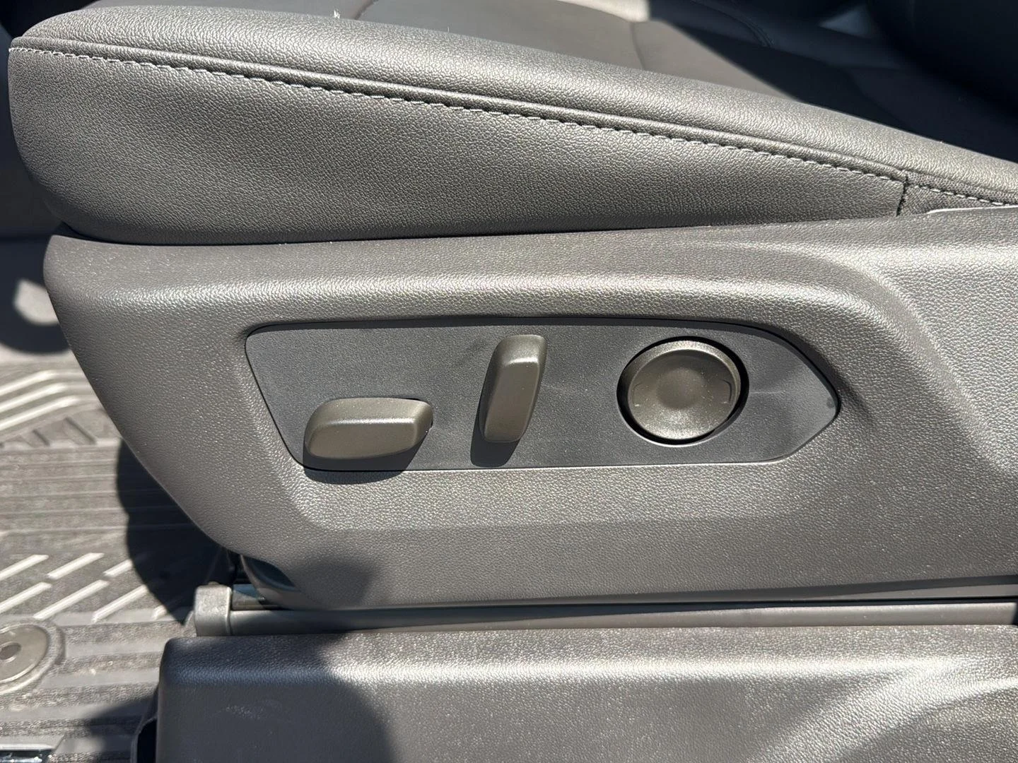 2026 Chevrolet Silverado 1500 RST - Photo 10