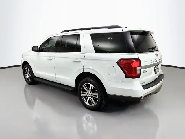 Used 2024 Oxford White Ford XLT image 5