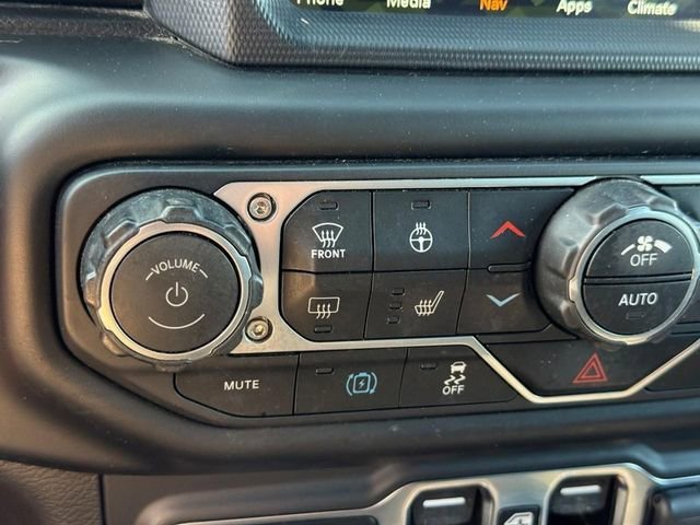 Used 2022 Black Jeep Unlimited Sahara 4x4 image 21