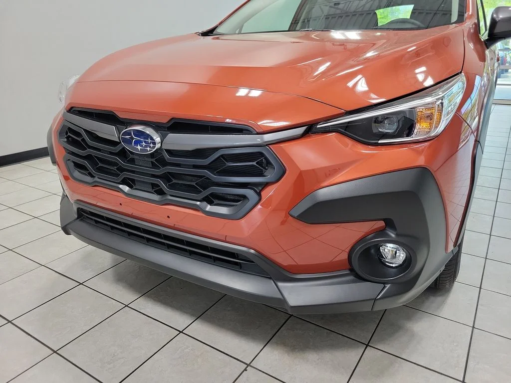 Used 2025 Beige Subaru Premium image 22