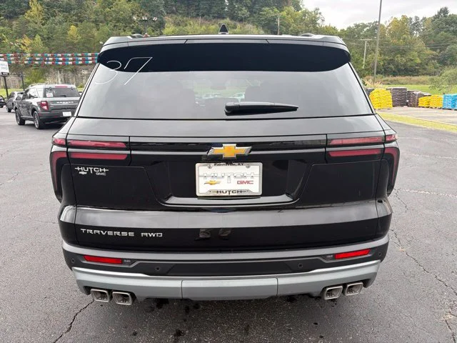 New 2027 Mosaic Black Metallic Chevrolet LT image 6