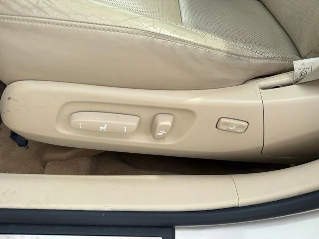 Used 2011 Beige Lexus 350 image 11