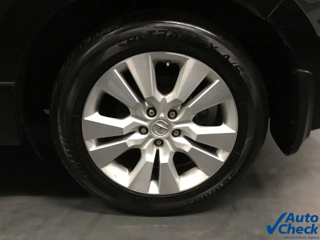 Used 2011 Black Acura Base image 17