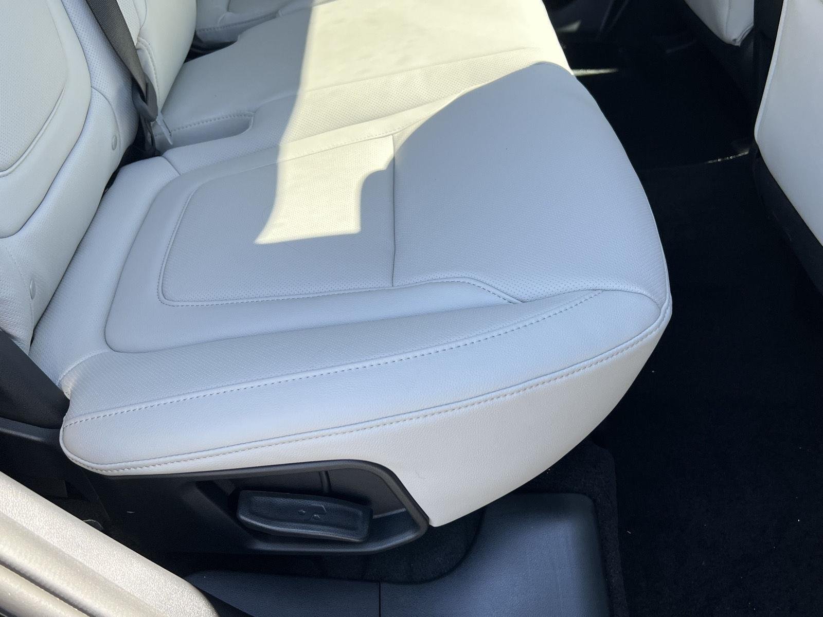 New 2026 Phantom Black Hyundai SEL Premium image 22