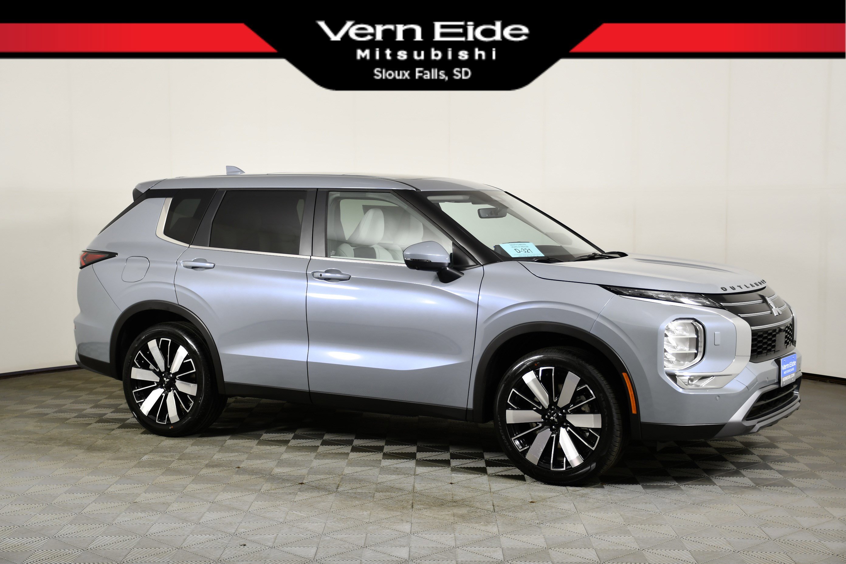 2026 Mitsubishi Outlander SE S-AWC's photo