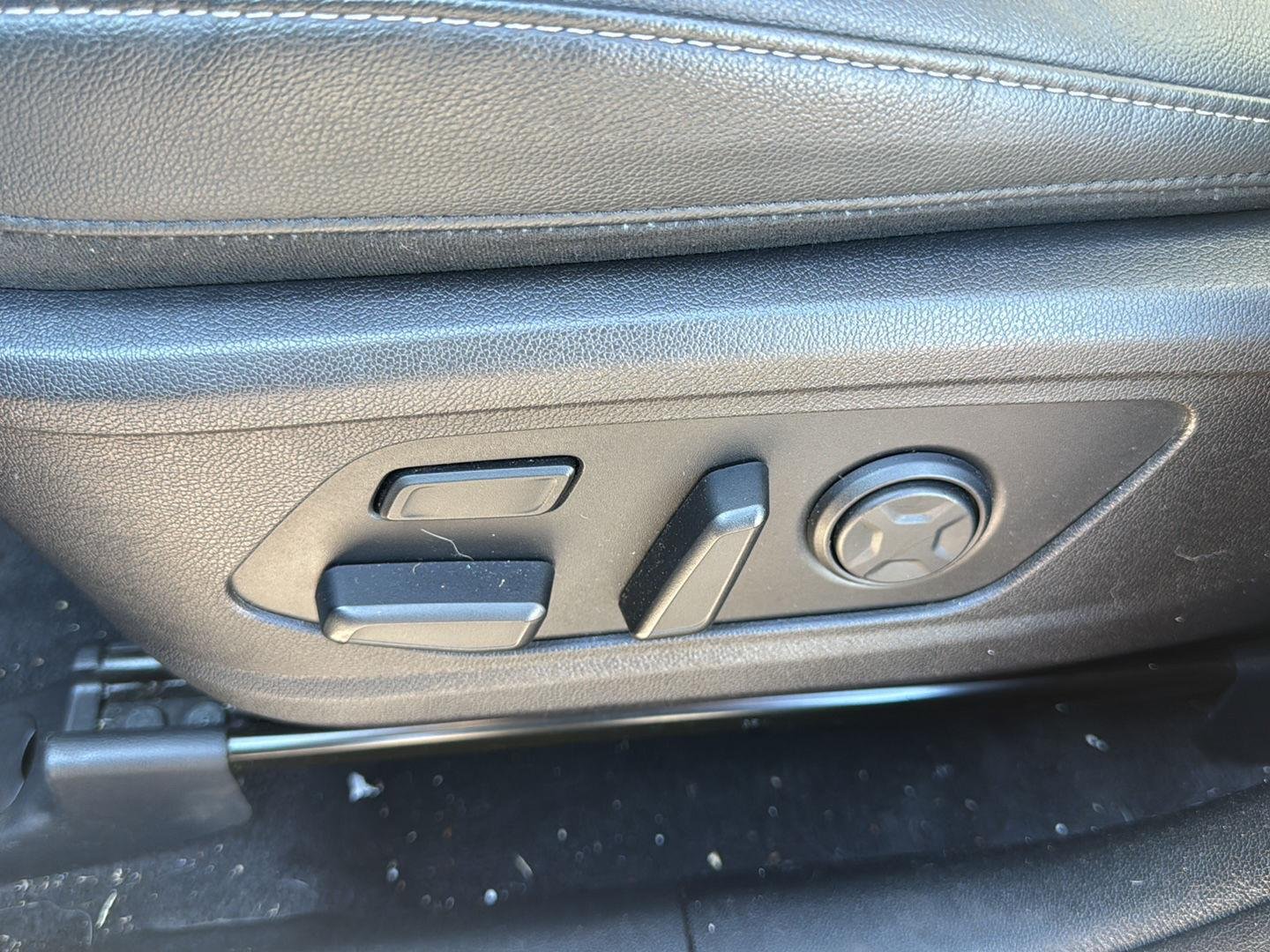 Used 2022 Ebony Black Kia SX image 13