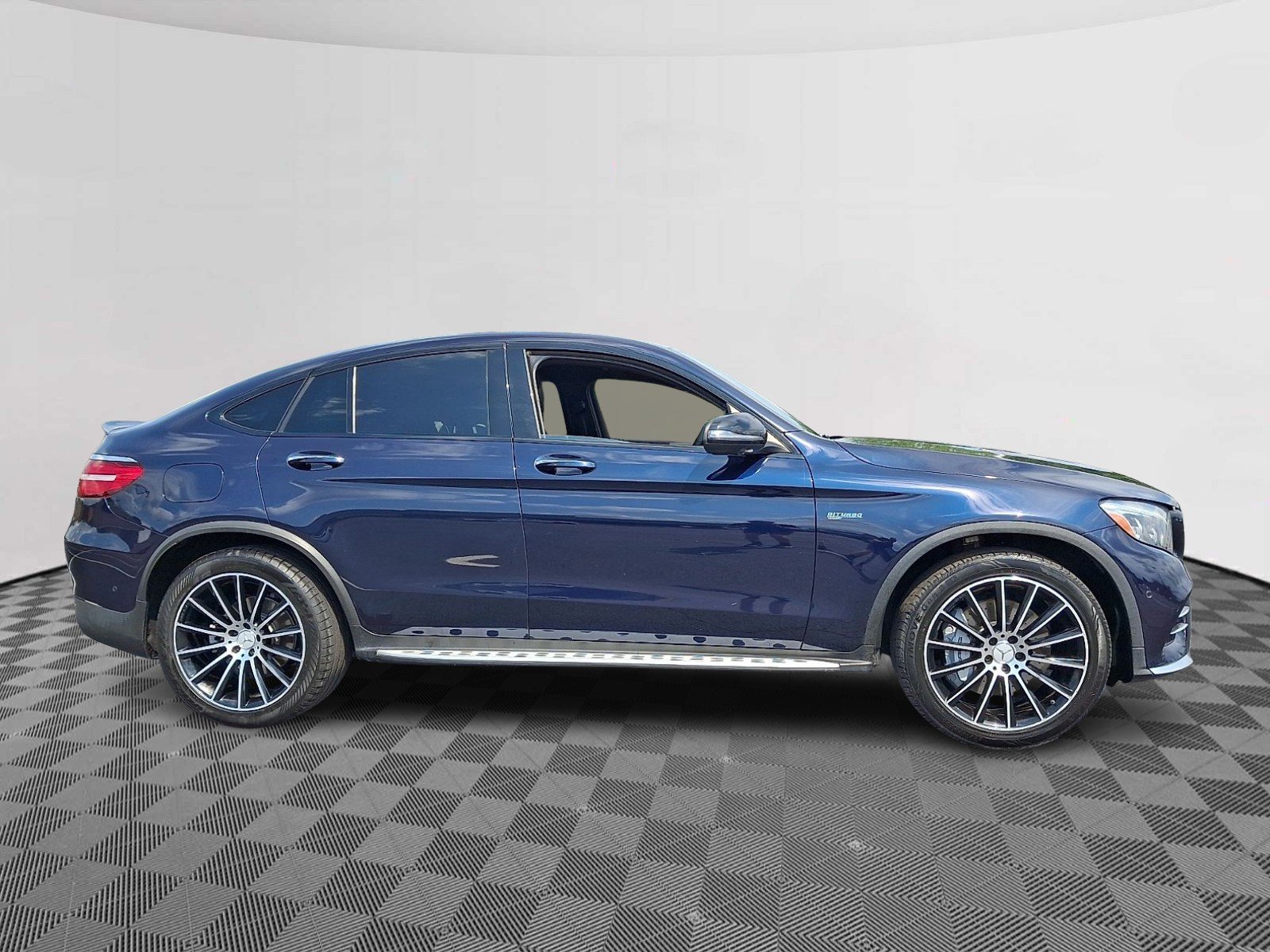 Used 2018 Lunar Blue Metallic - 890 Mercedes-Benz 4MATIC® image 7