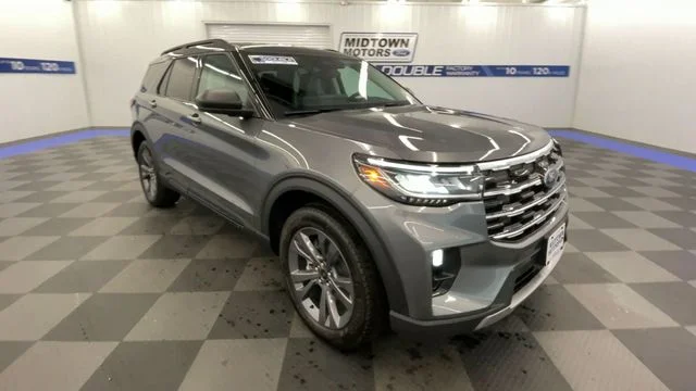 New 2026 Carbonized Gray Metallic Ford Active image 2