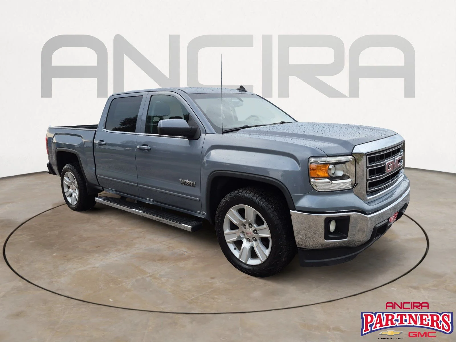 Used 2015 Light Steel Gray Metallic GMC SLE image 1