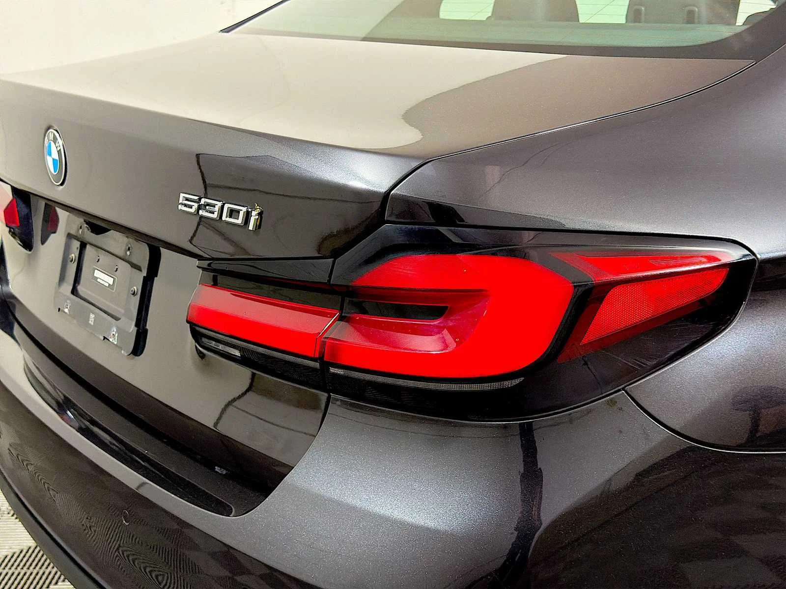 2023 BMW 5 Series 530i - Photo 28