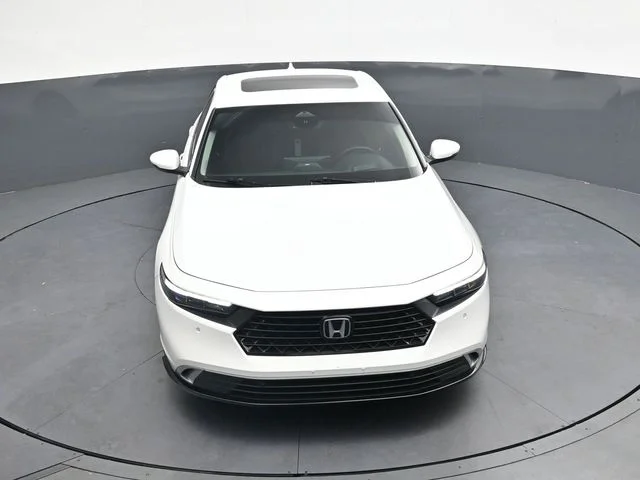 Used 2025  Honda Touring image 29