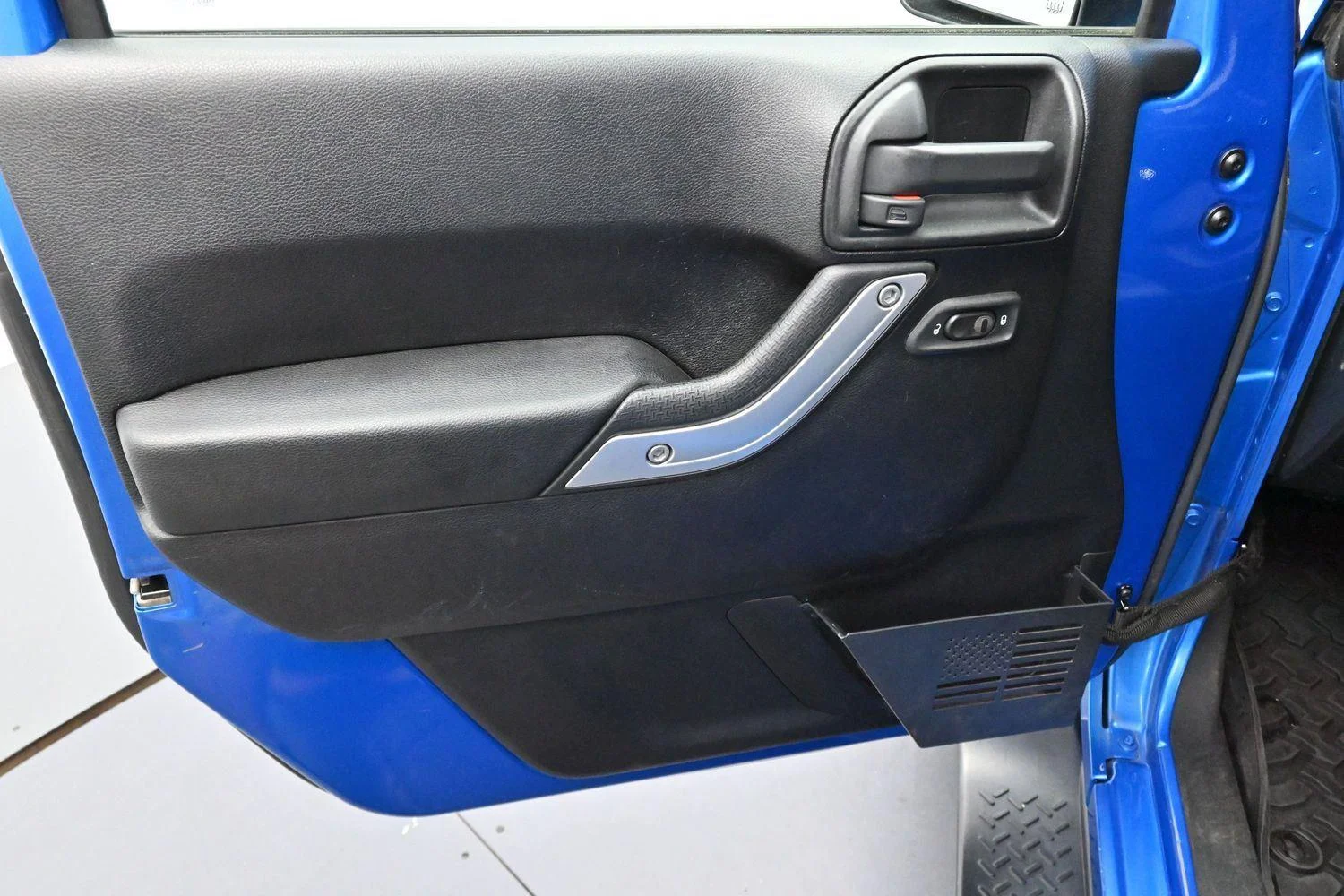 Used 2016 Hydro Blue Pearl Jeep Rubicon image 11