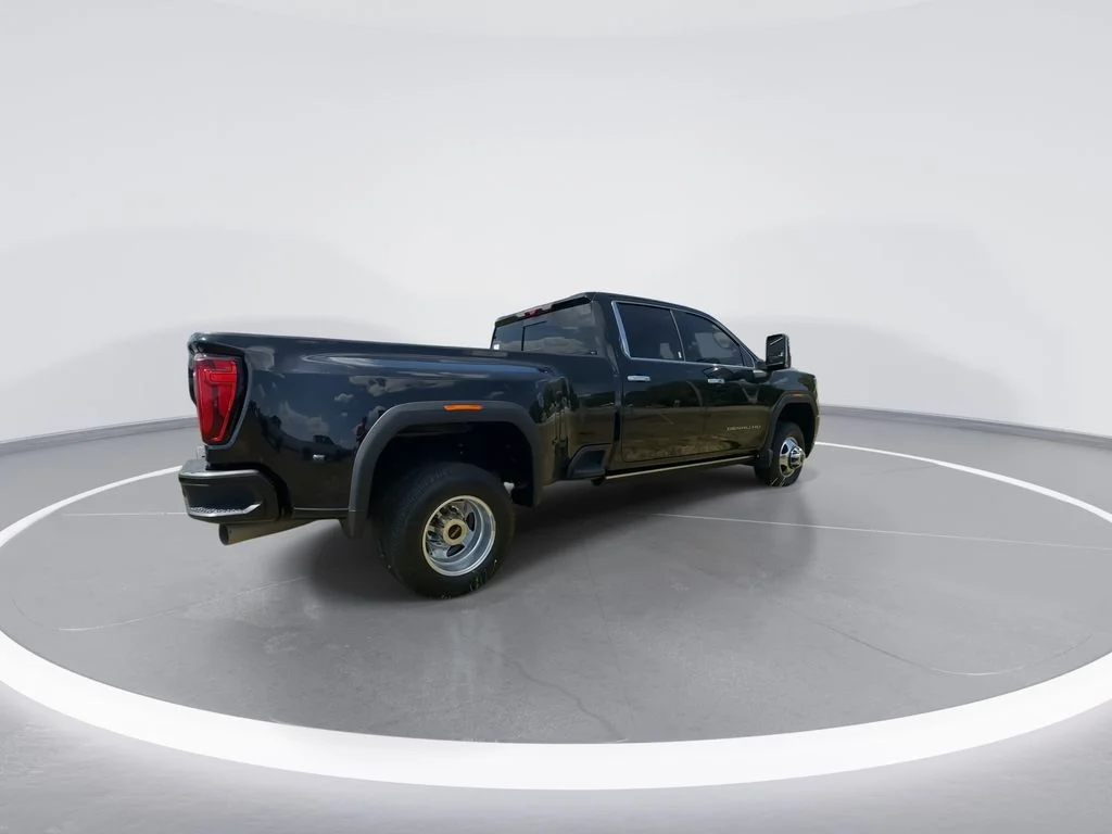 Used 2023 Black GMC Denali image 8