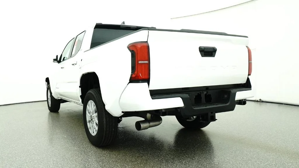 New 2026 Ice Cap Toyota SR5 image 12