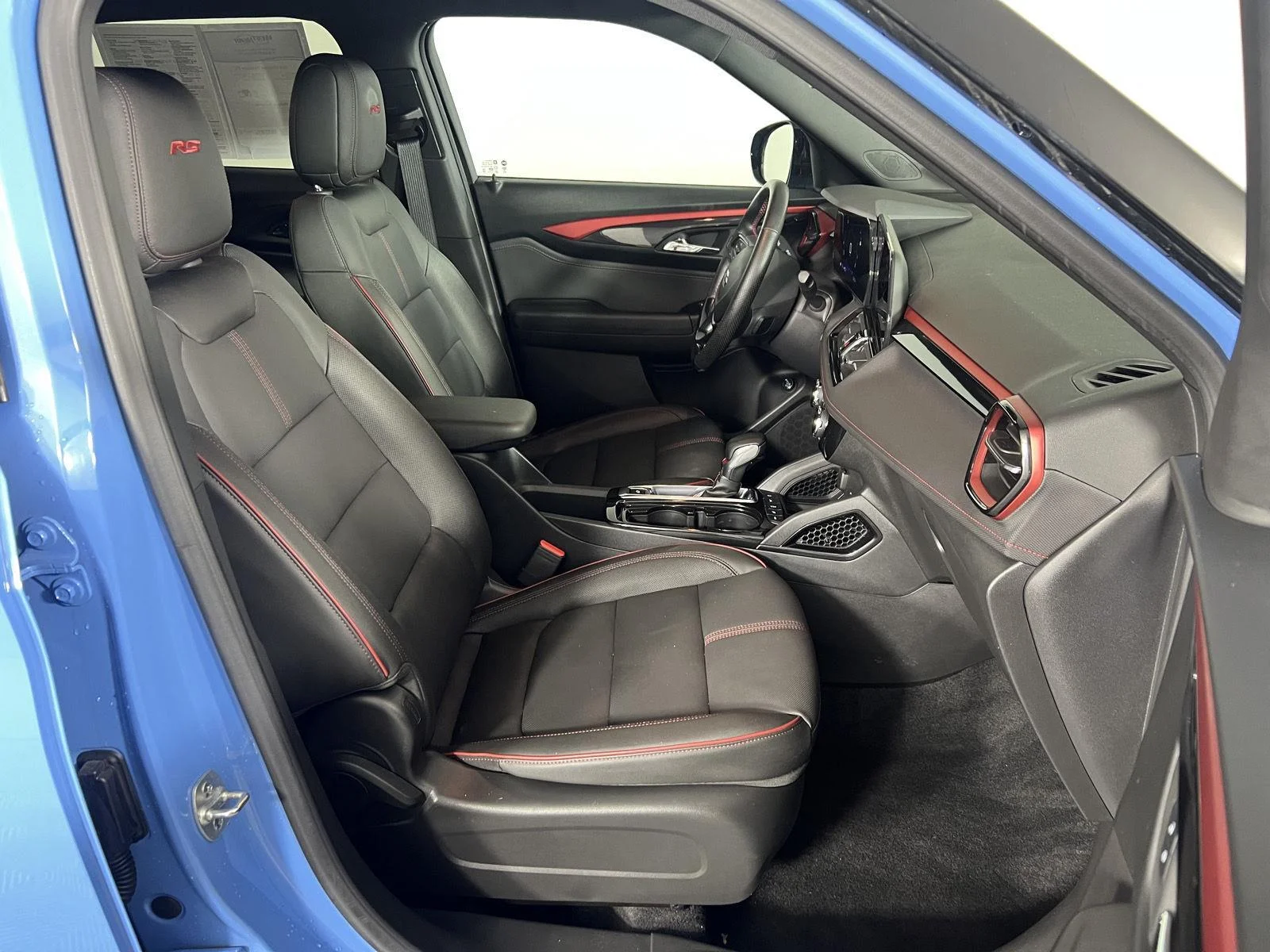Used 2024 Fountain Blue Chevrolet RS image 21
