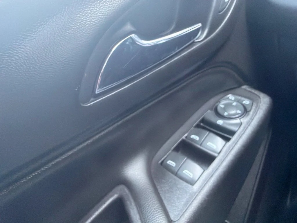 Used 2019 Pacific Blue Metallic Chevrolet LT image 21