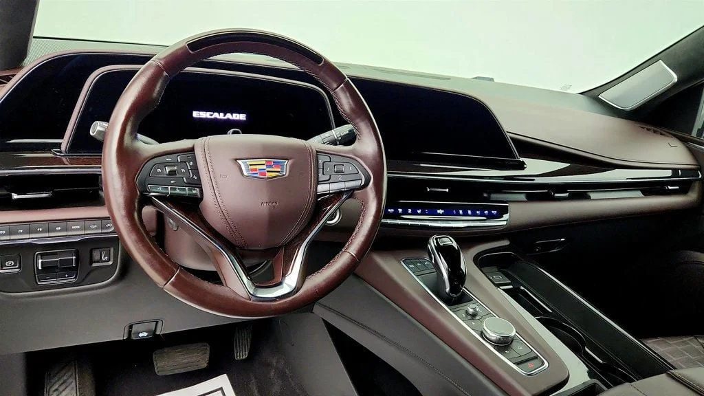 Used 2023 Argent Silver Metallic Cadillac 4WD 4dr Premium Luxury Platinum w/ Radiant Pkg & Super Cruise image 12
