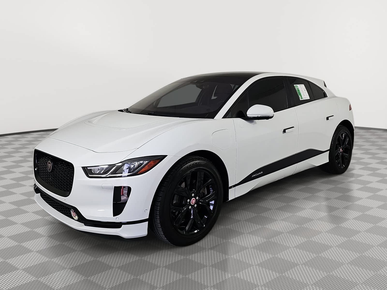 Used 2020 White Jaguar S image 4