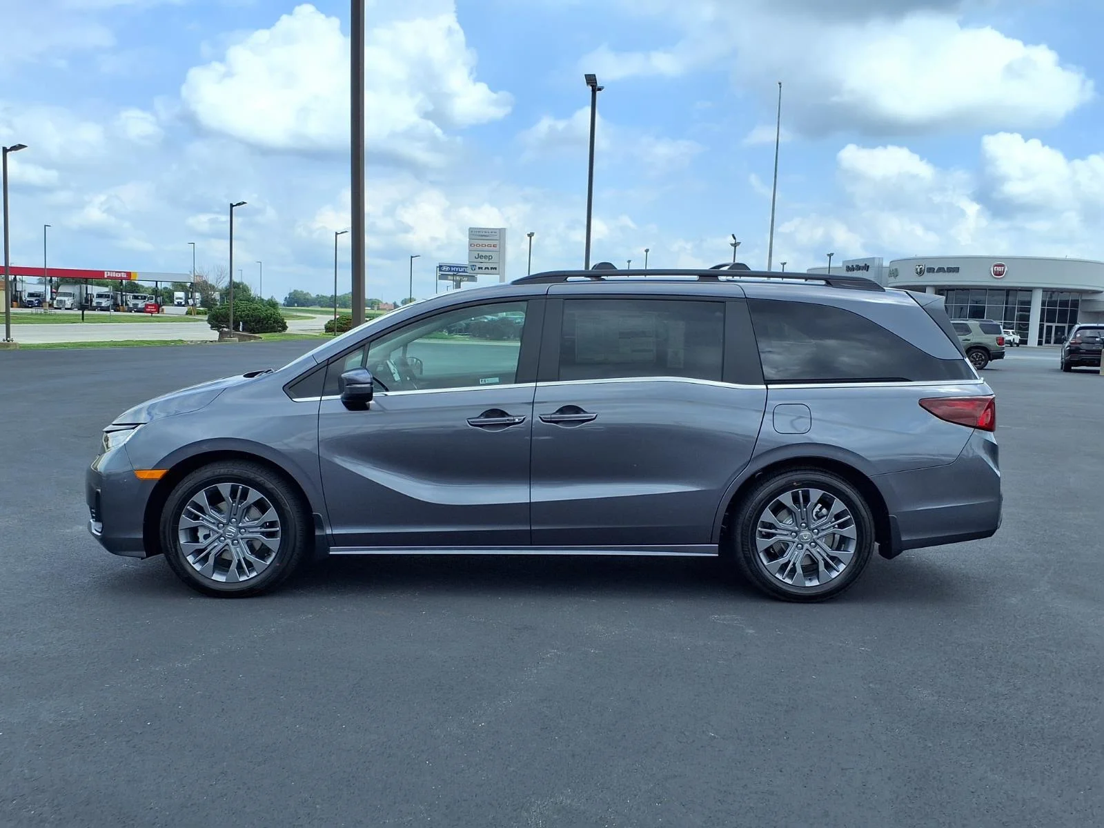 New 2026 Modern Steel Metallic Honda Touring image 17
