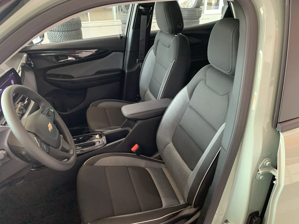 2026 Chevrolet Trailblazer LS - Photo 11