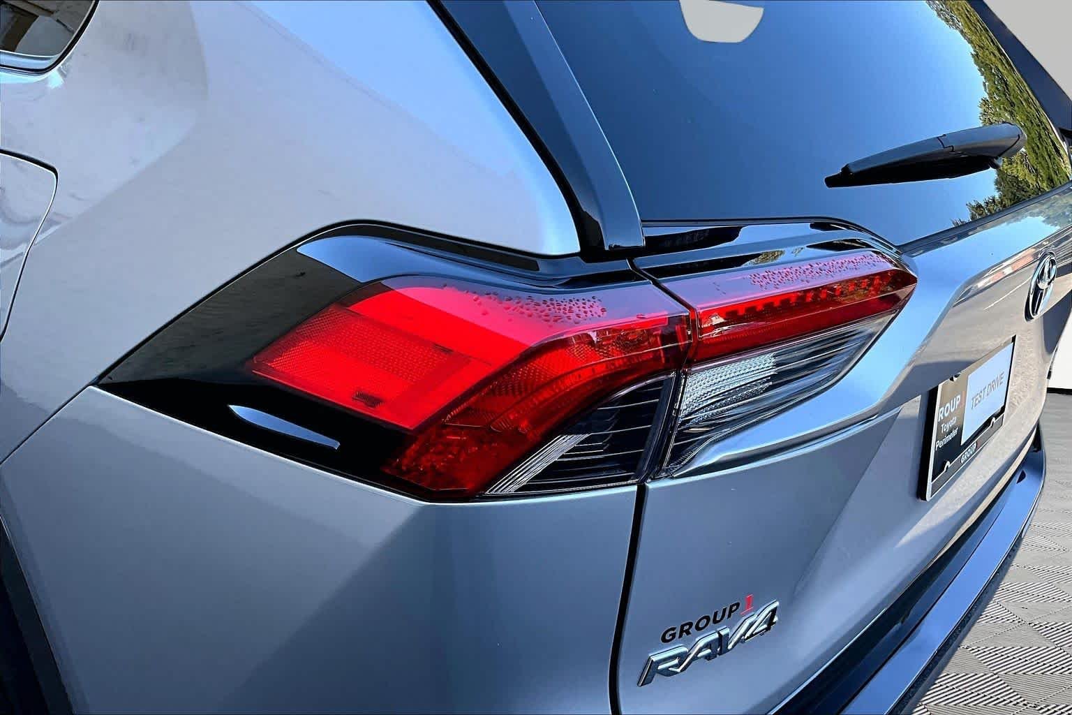 Used 2023 Silver Sky Metallic/Midnight Black Metallic Toyota Hybrid XSE image 29
