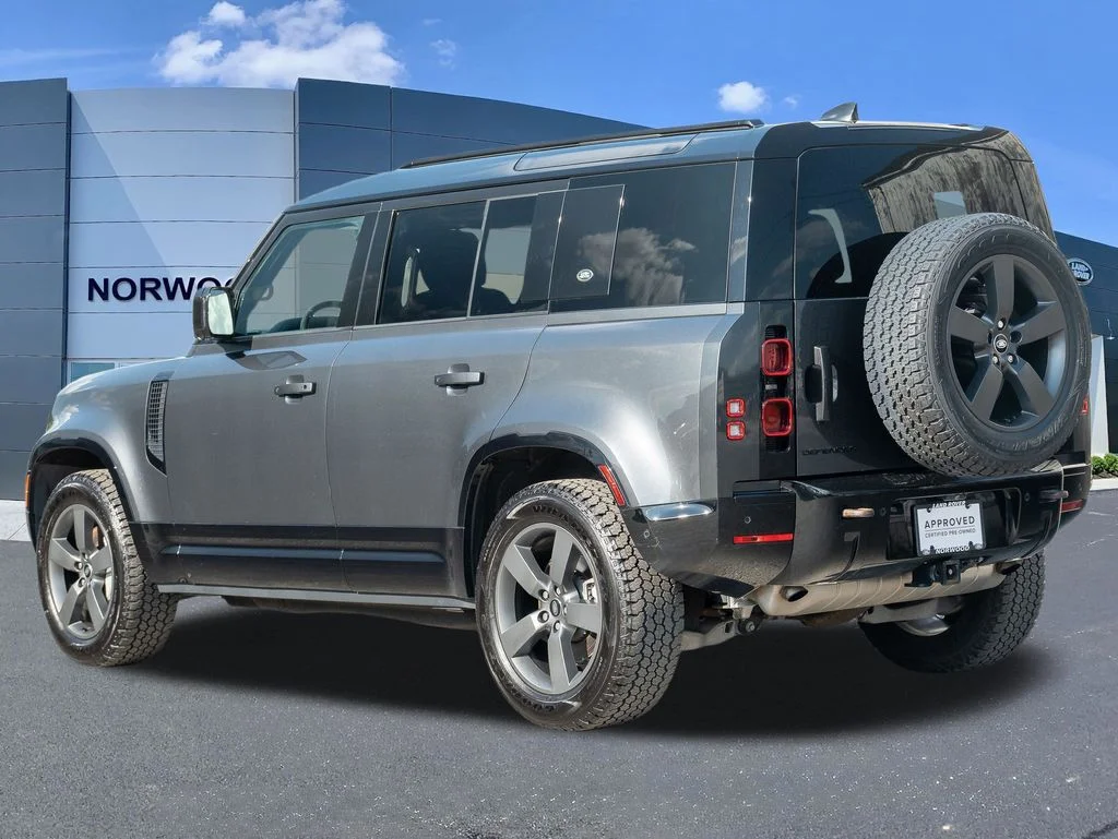 Certified Used 2024 Gray Land Rover X-Dynamic SE image 6