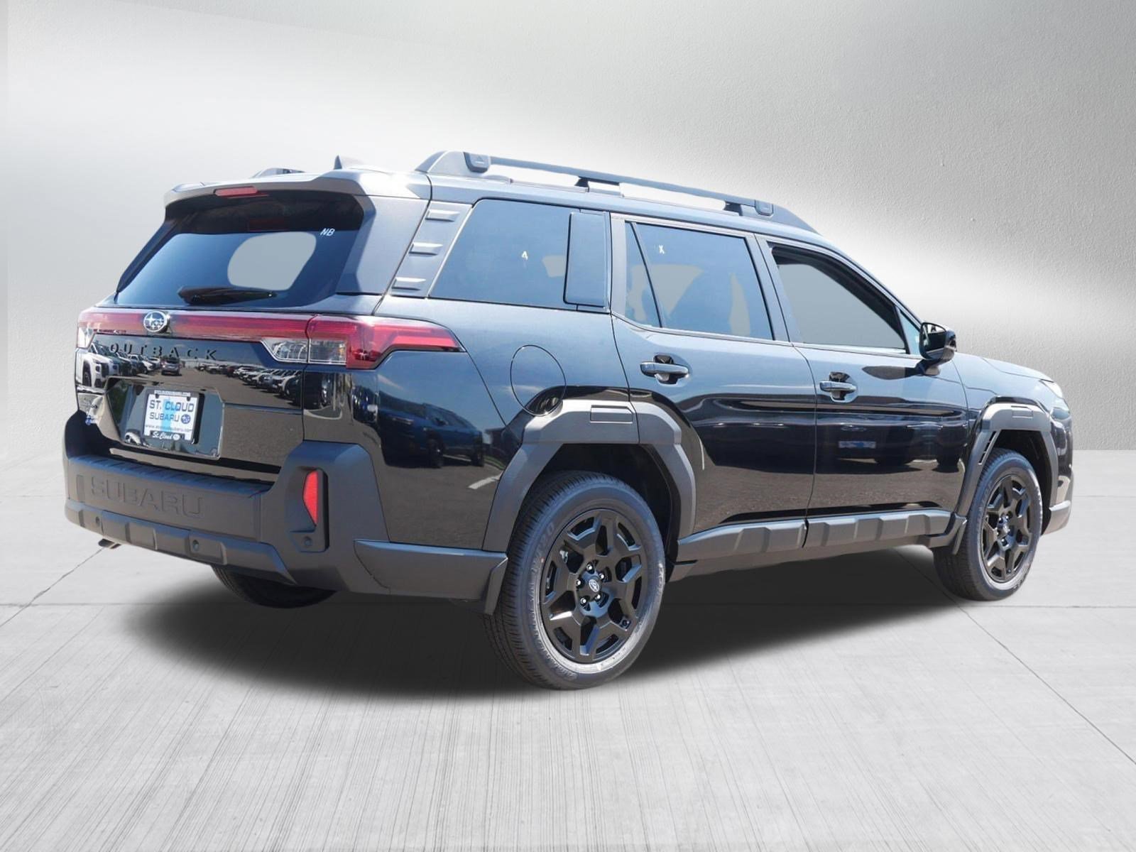 New 2026 CRYSTAL BLACK SILICA Subaru Limited image 4