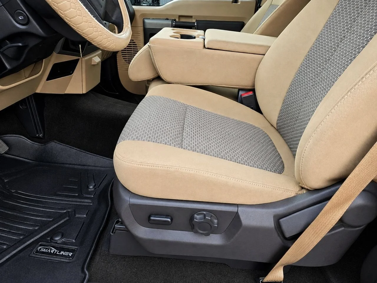 Used 2016 Caribou Ford  image 17