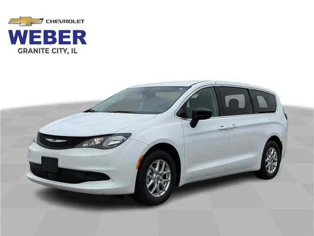 2024 Chrysler Voyager LX's photo