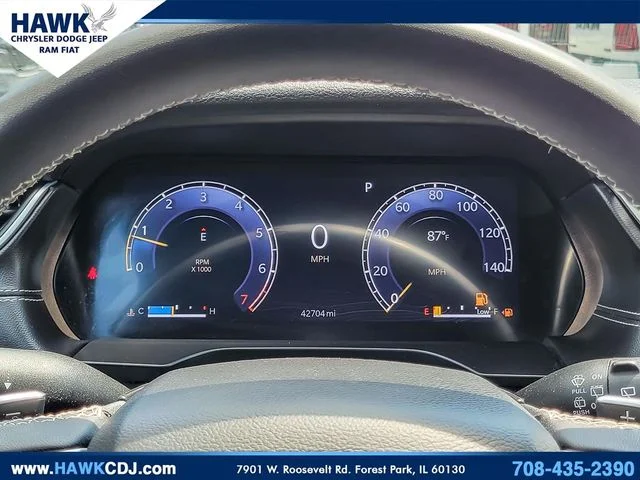 Used 2024 Silver Jeep Altitude X image 18